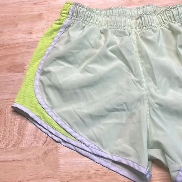 Nike Shorts  - Picture 3 of 7